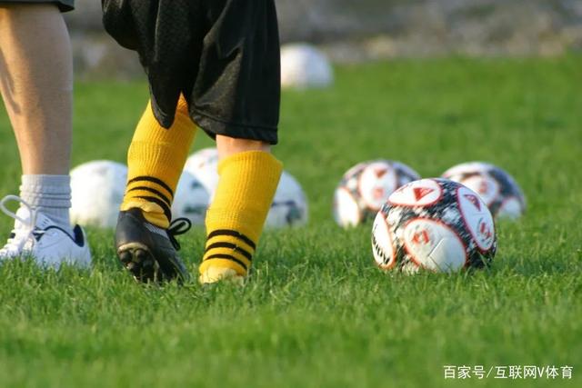 意甲-弗拉霍维奇梅开二度 尤文图斯3-0莱切